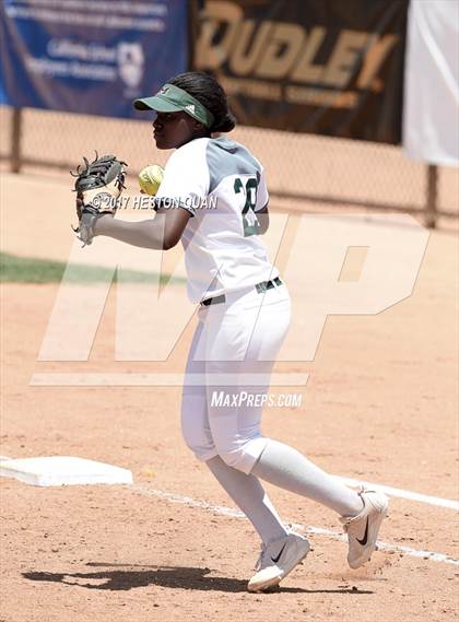 Thumbnail 1 in Murrieta Mesa vs. Hart (CIF SS D3 Final) photogallery.