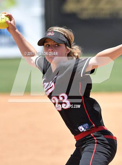 Thumbnail 3 in Murrieta Mesa vs. Hart (CIF SS D3 Final) photogallery.