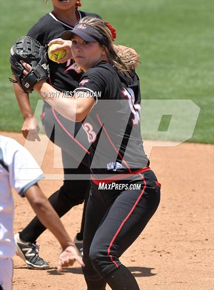 Thumbnail 2 in Murrieta Mesa vs. Hart (CIF SS D3 Final) photogallery.