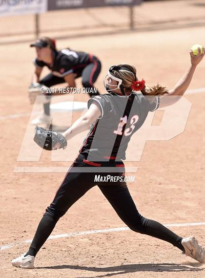 Thumbnail 1 in Murrieta Mesa vs. Hart (CIF SS D3 Final) photogallery.