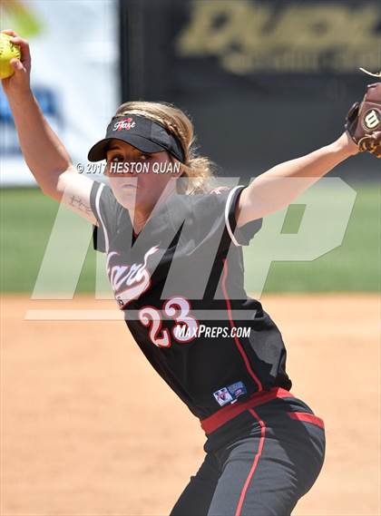 Thumbnail 1 in Murrieta Mesa vs. Hart (CIF SS D3 Final) photogallery.