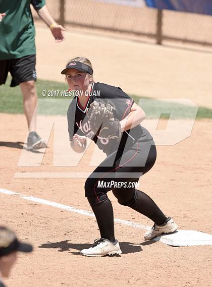 Thumbnail 1 in Murrieta Mesa vs. Hart (CIF SS D3 Final) photogallery.