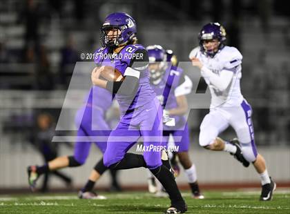 Thumbnail 2 in Bonham vs. Eustace (Bi-District) photogallery.