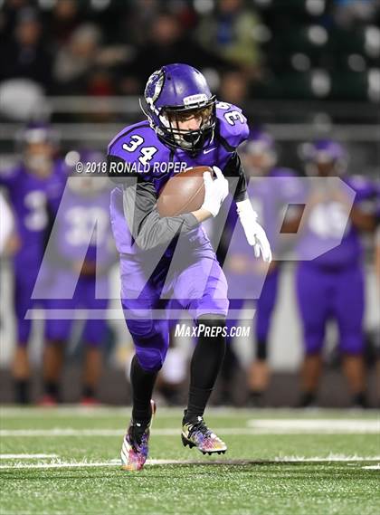 Thumbnail 3 in Bonham vs. Eustace (Bi-District) photogallery.