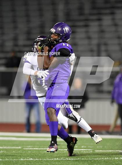 Thumbnail 1 in Bonham vs. Eustace (Bi-District) photogallery.