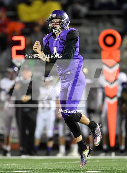 Thumbnail 2 in Bonham vs. Eustace (Bi-District) photogallery.