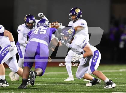 Thumbnail 2 in Bonham vs. Eustace (Bi-District) photogallery.