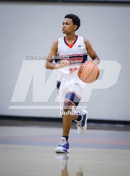Thumbnail 3 in Maranatha vs Pasadena (17th Annual Rose City Round Ball Classic) photogallery.