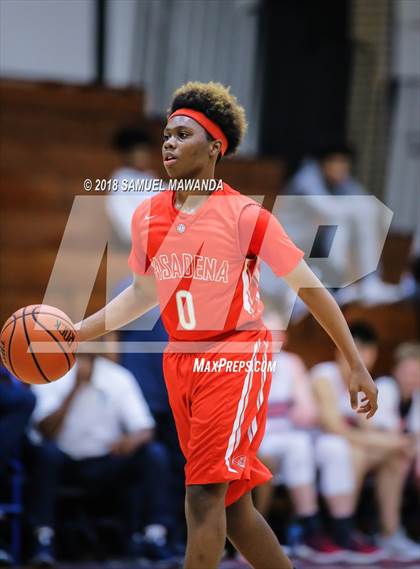 Thumbnail 2 in Maranatha vs Pasadena (17th Annual Rose City Round Ball Classic) photogallery.