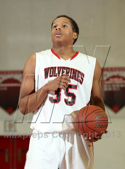 Thumbnail 2 in Laguna Beach vs. Harvard-Westlake (CIF SS Playoffs) photogallery.