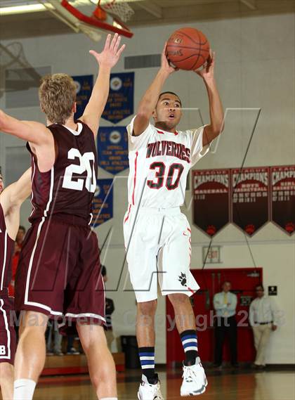 Thumbnail 3 in Laguna Beach vs. Harvard-Westlake (CIF SS Playoffs) photogallery.