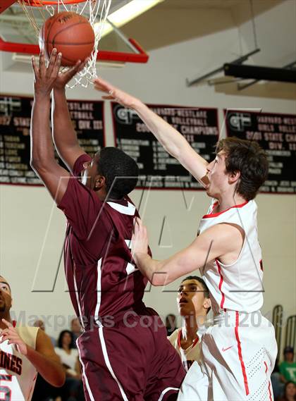 Thumbnail 2 in Laguna Beach vs. Harvard-Westlake (CIF SS Playoffs) photogallery.