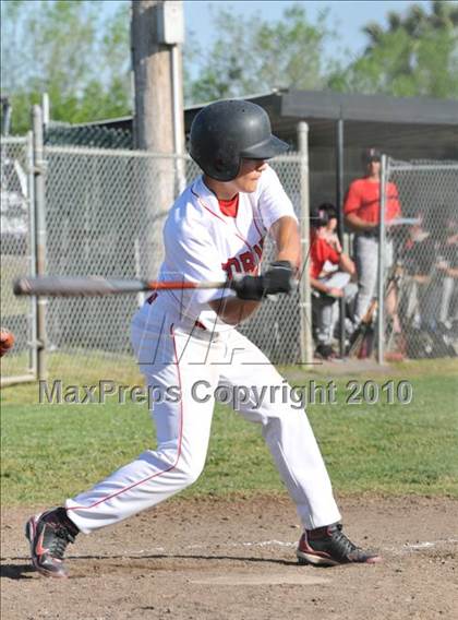 Thumbnail 2 in Foothill vs. Corning (CIF NS D1 Playoffs) photogallery.