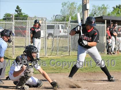 Thumbnail 2 in Foothill vs. Corning (CIF NS D1 Playoffs) photogallery.