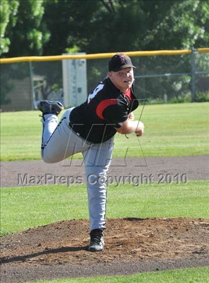 Thumbnail 3 in Foothill vs. Corning (CIF NS D1 Playoffs) photogallery.