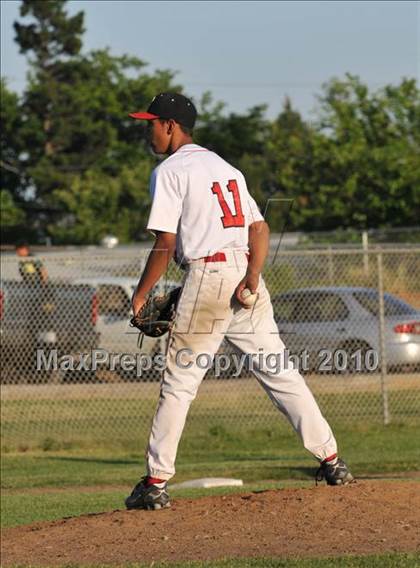 Thumbnail 3 in Foothill vs. Corning (CIF NS D1 Playoffs) photogallery.