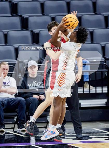 Thumbnail 3 in Marysville vs. Calaveras (CIF SJS D4 Final) photogallery.