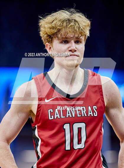 Thumbnail 1 in Marysville vs. Calaveras (CIF SJS D4 Final) photogallery.