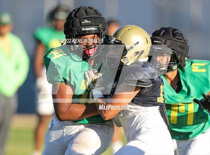 Thumbnail 2 in Narbonne vs Franklin (Scrimmage) photogallery.