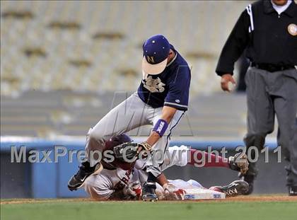 Thumbnail 2 in JW North vs. Esperanza (CIF SS D1 Final) photogallery.