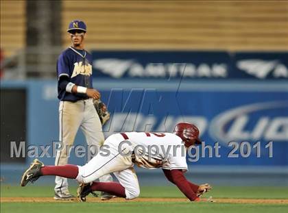Thumbnail 2 in JW North vs. Esperanza (CIF SS D1 Final) photogallery.