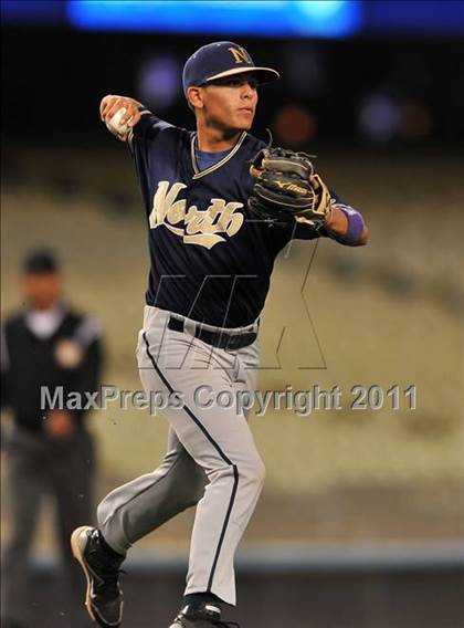 Thumbnail 1 in JW North vs. Esperanza (CIF SS D1 Final) photogallery.