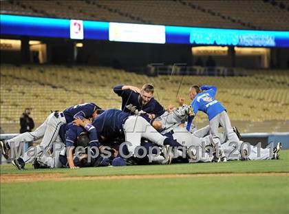 Thumbnail 2 in JW North vs. Esperanza (CIF SS D1 Final) photogallery.