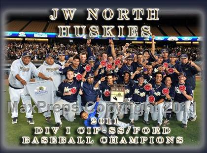Thumbnail 1 in JW North vs. Esperanza (CIF SS D1 Final) photogallery.