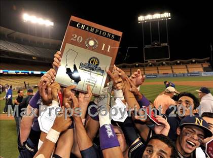 Thumbnail 3 in JW North vs. Esperanza (CIF SS D1 Final) photogallery.