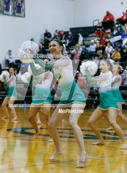Thumbnail 3 in Millard South @ Gretna photogallery.