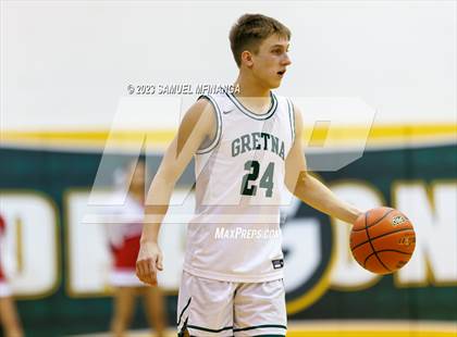 Thumbnail 3 in Millard South @ Gretna photogallery.