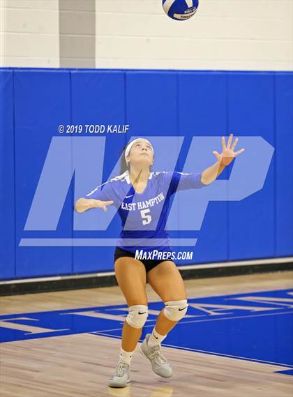 Thumbnail 2 in Coginchaug Regional @ East Hampton photogallery.