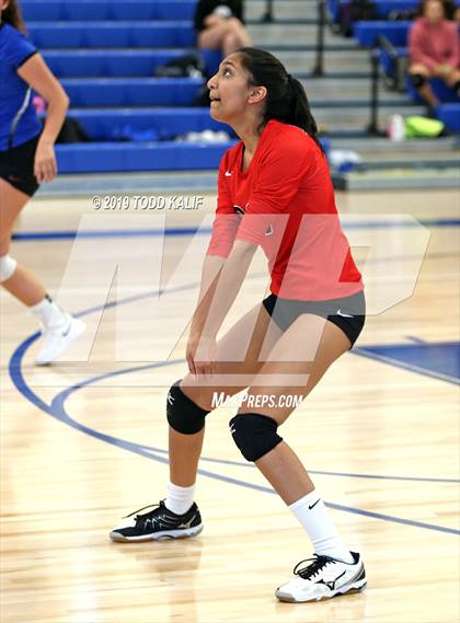 Thumbnail 3 in Coginchaug Regional @ East Hampton photogallery.