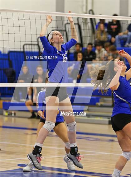 Thumbnail 3 in Coginchaug Regional @ East Hampton photogallery.
