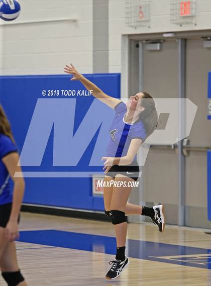 Thumbnail 1 in Coginchaug Regional @ East Hampton photogallery.