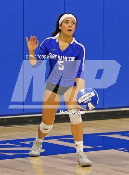 Thumbnail 1 in Coginchaug Regional @ East Hampton photogallery.