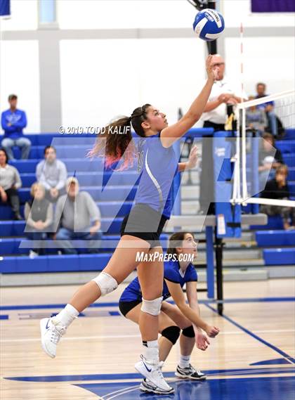 Thumbnail 1 in Coginchaug Regional @ East Hampton photogallery.