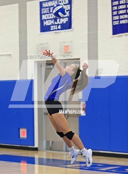 Thumbnail 1 in Coginchaug Regional @ East Hampton photogallery.