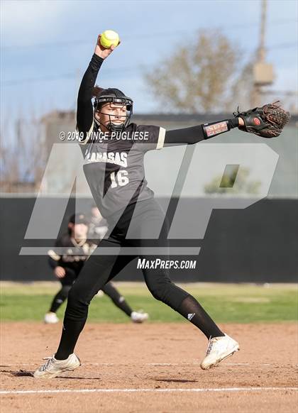 Thumbnail 3 in Calabasas @ Louisville photogallery.