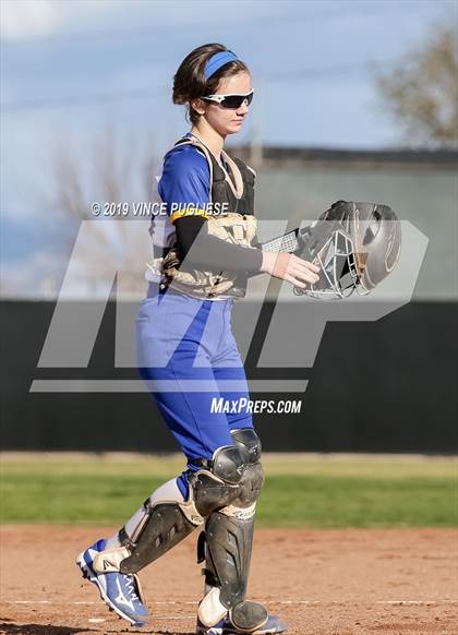 Thumbnail 2 in Calabasas @ Louisville photogallery.