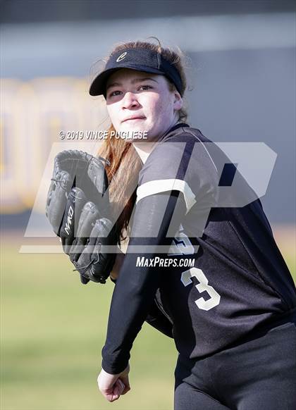 Thumbnail 1 in Calabasas @ Louisville photogallery.