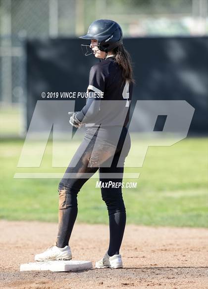 Thumbnail 1 in Calabasas @ Louisville photogallery.