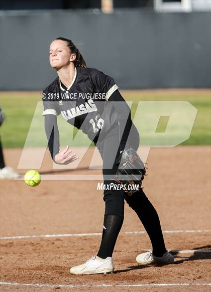 Thumbnail 2 in Calabasas @ Louisville photogallery.