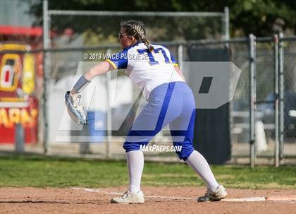 Thumbnail 3 in Calabasas @ Louisville photogallery.