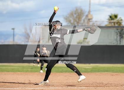 Thumbnail 3 in Calabasas @ Louisville photogallery.