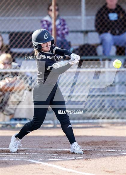 Thumbnail 3 in Calabasas @ Louisville photogallery.