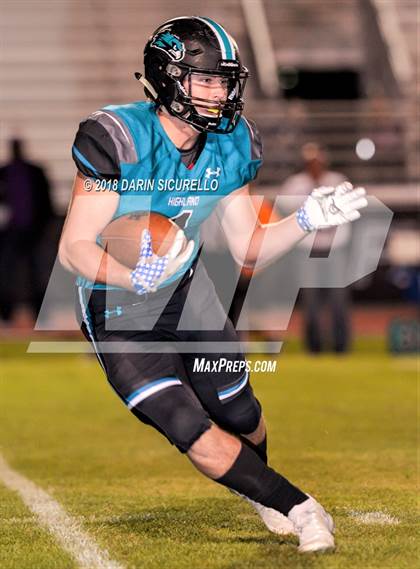 Thumbnail 1 in Cesar Chavez @ Highland (AIA 6A Round 1 Playoff) photogallery.