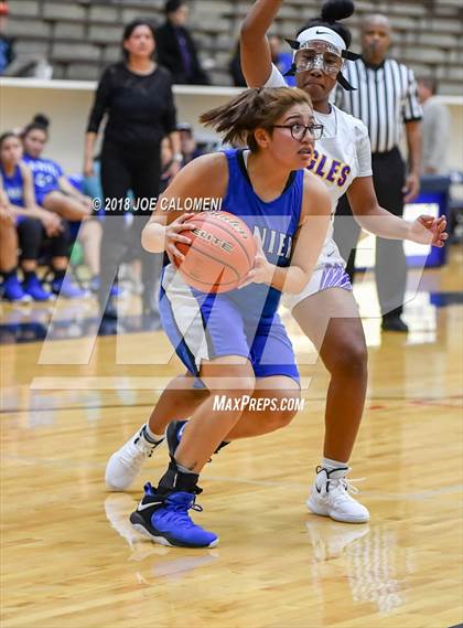 Thumbnail 2 in Lanier [Sidney] vs Brackenridge photogallery.