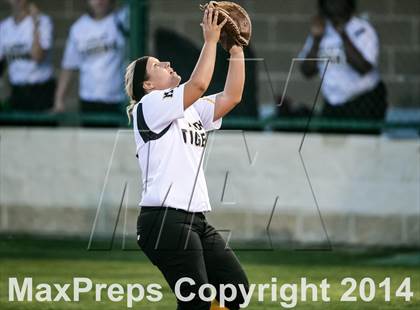 Thumbnail 1 in Wylie vs Mt. Pleasant (UIL Class 4A Bi-District Playoff) photogallery.