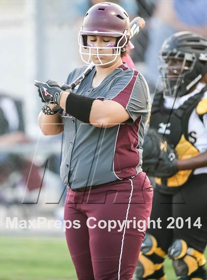Thumbnail 3 in Wylie vs Mt. Pleasant (UIL Class 4A Bi-District Playoff) photogallery.